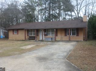 304 Laurie Ln, Warner Robins, GA
