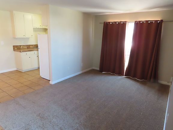 3rd image of 807 Florence St APT A