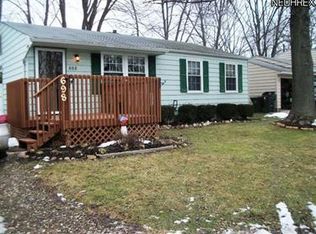 698 Summit Rd, Ravenna, OH 44266