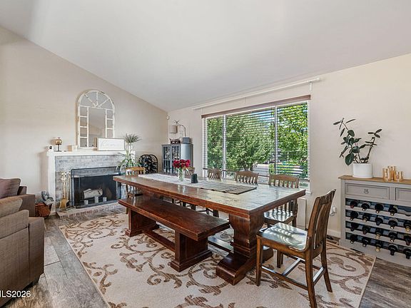 5th image of 1245 Kirston St