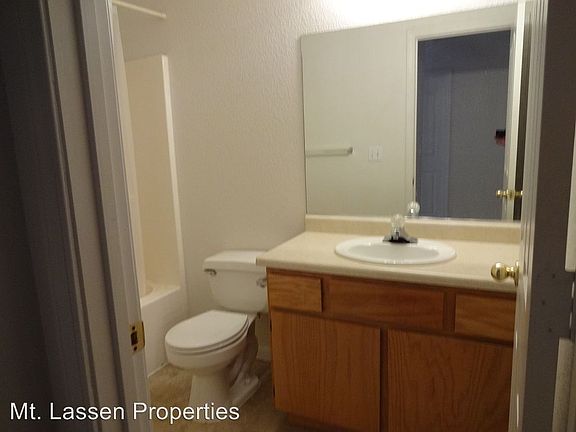 5th image of 180 Derek Dr Unit B