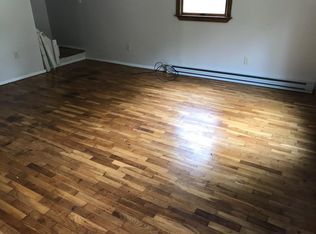 50 Old Coach Rd, Vernon, NJ 07462