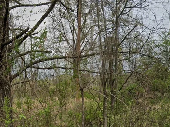 23-24 SE Alabama St, Camden, AR 71701