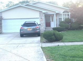 17615 Central Park Ave, Hazel Crest, IL 60429