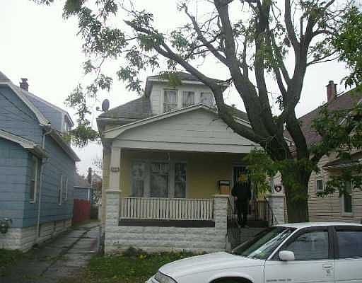 1st image of 120 Sattler Ave