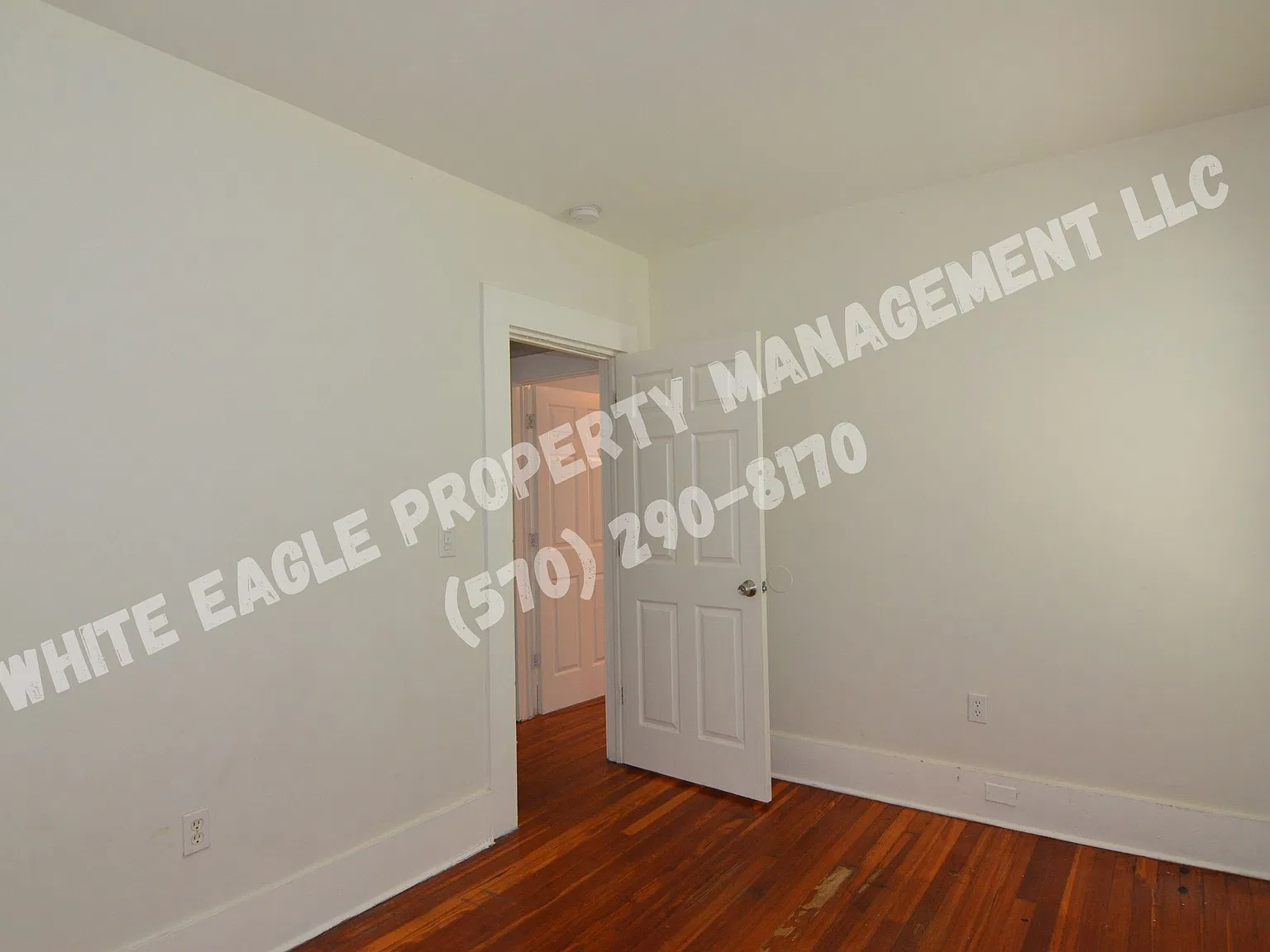 3 bed, 999 sqft, $1,265 — Photo 4