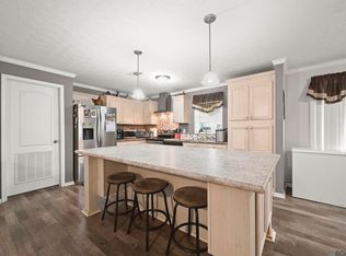 10444 Ingram Rd, Saint Amant, LA 70774
