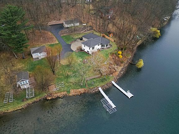 3rd image of 30544 Birch Acres Rd