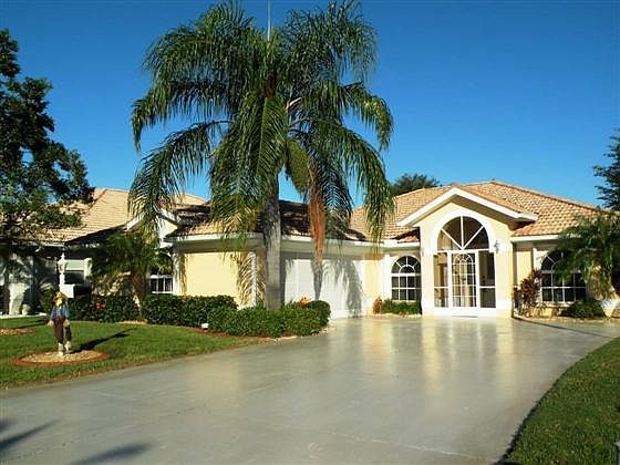 1st image of 8566 Lakeside Dr