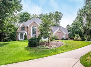 122 Saint Ives Dr, Greensburg, PA