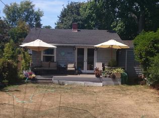 3217 61st Ave SW, Seattle, WA 98116