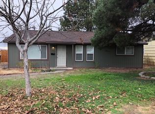 722 S Grand Dr, Moses Lake, WA 98837