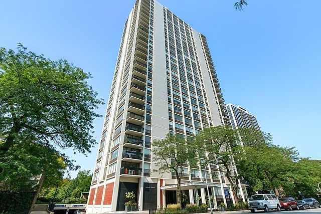 1st image of 1455 N Sandburg Ter APT 1608B