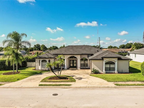 2205 Chesterfield Cir, Lakeland, FL 33813