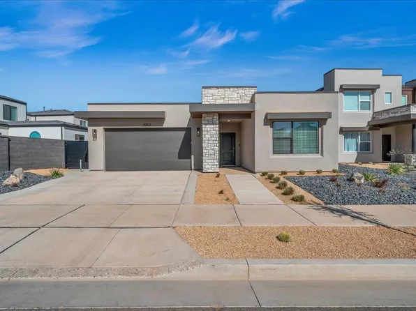3263 E Peekaboo St SE, Washington, UT 84780