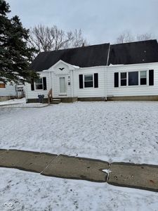 521 W 37th St, Anderson, IN, 46013