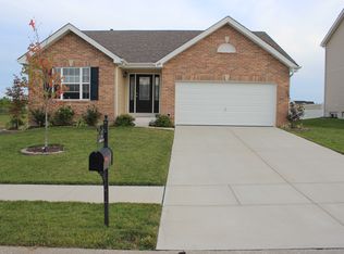 726 Saybrook Falls Dr, Fairview Heights, IL 62208