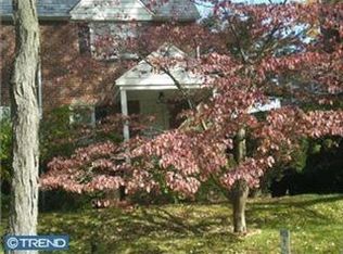 109 Rock Glen Rd, Wynnewood, PA 19096