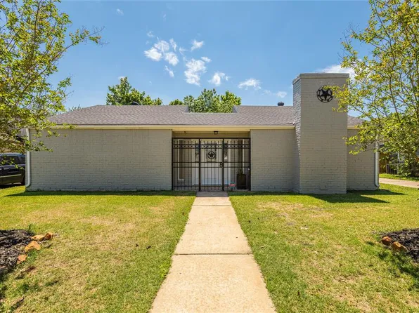 15923 Pine Mountain Dr, Houston, TX 77084