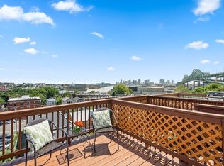 23 Chestnut St #5L, Chelsea, MA 02150