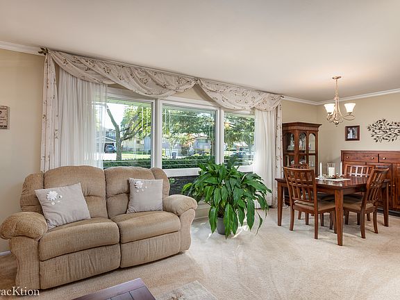 4th image of 1066 Jeffery Ct