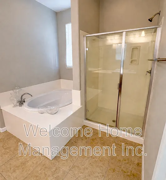 6011 Daffodil Dr — Photo 17