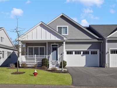 251 Wickford Ct, North Kingstown, RI, 02852