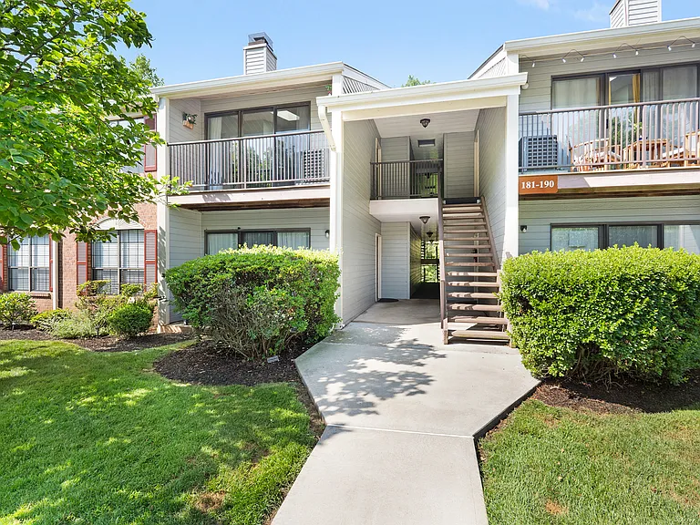 189 Irving Pl #189 — Photo 24