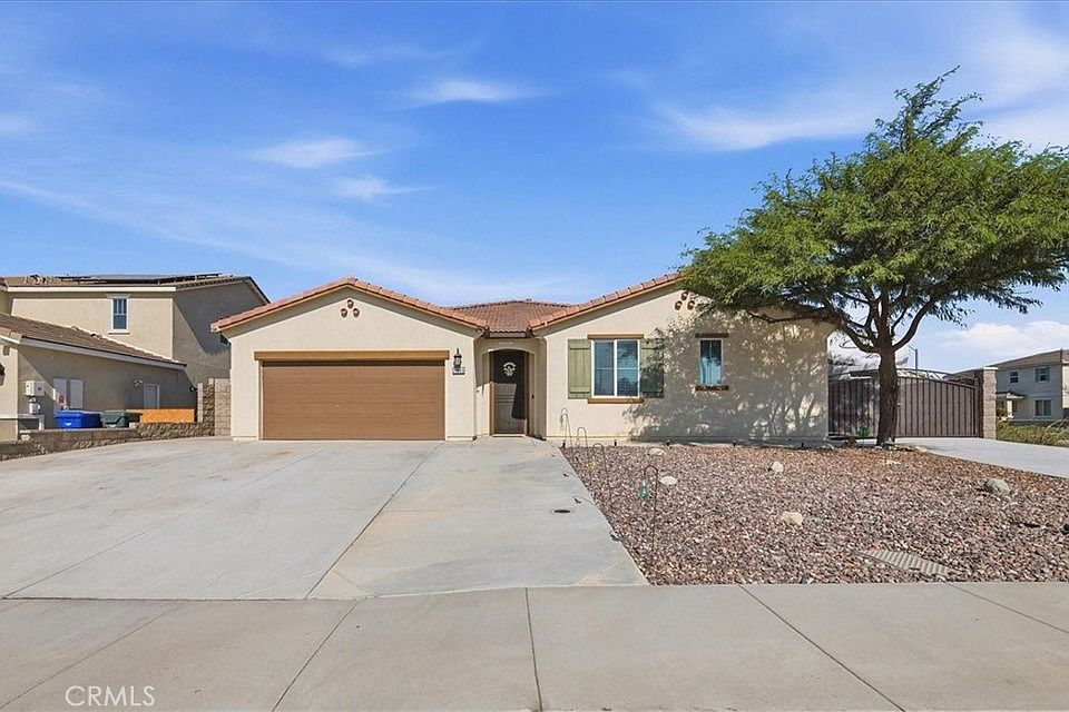 1st image of 11565 Forsythia St