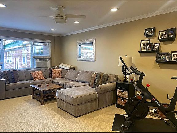 3rd image of 121 N Broadway APT 32G