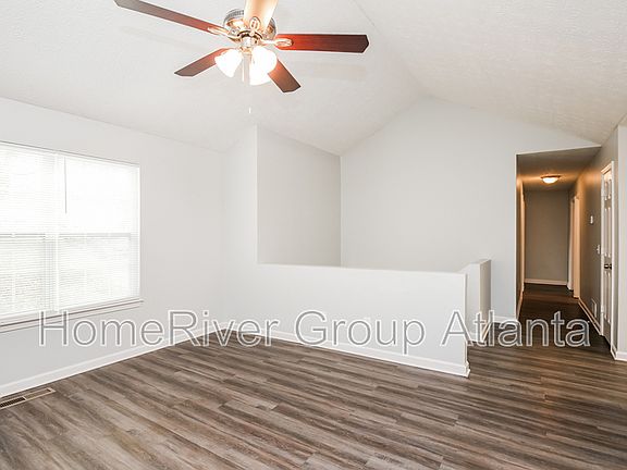 4th image of 4864 Remington Dr
