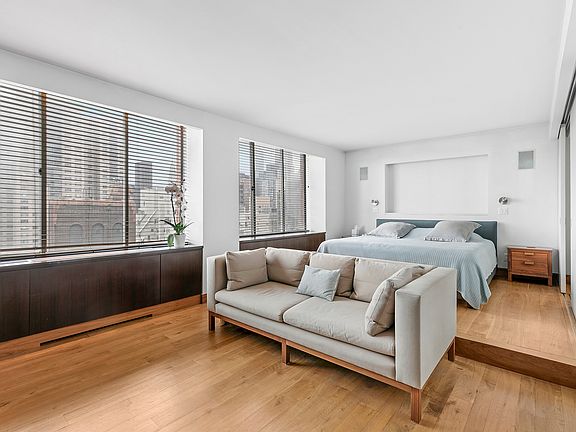 4th image of 420 E 58th St #23BC