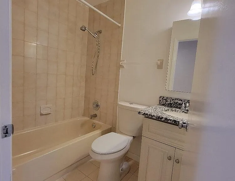 1087 Goldenrod Rd — Photo 10