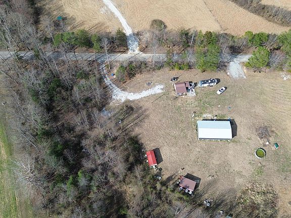 3rd image of 1801 River Rd