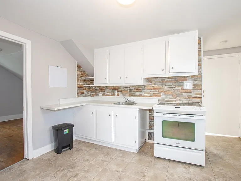 43 River Rd — Photo 4