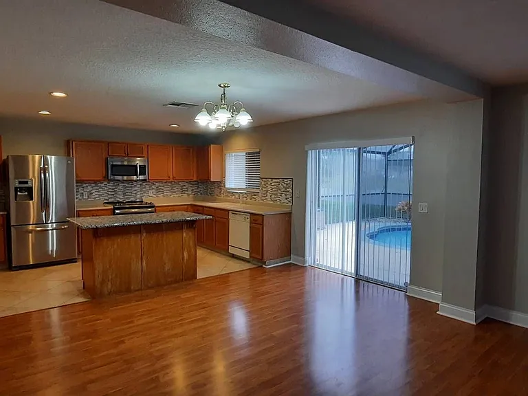 12827 Oulton Cir — Photo 5