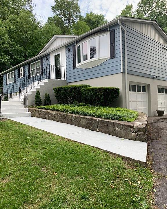 2nd image of 448 Strawridge Rd