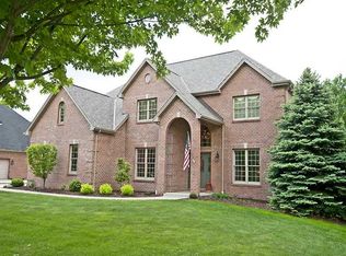 364 Steeplechase Dr, Cranberry Township, PA 16066