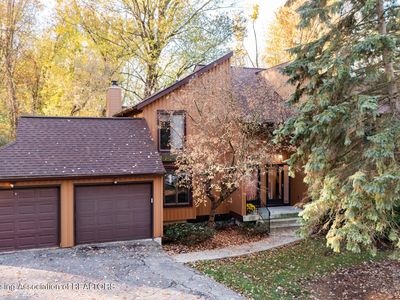 1864 Burrwood Cir, East Lansing, MI, 48823