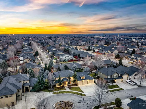 5627 N Morpheus Pl, Meridian, ID 83646