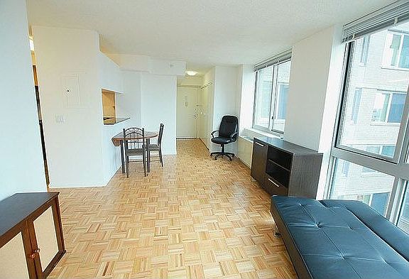 3rd image of 561 10th Ave APT 24A
