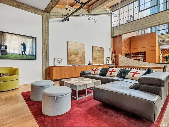 4th image of 245 5th St Suite 311
