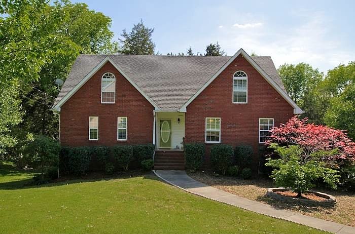 1st image of 3742 Henricks Hill Dr
