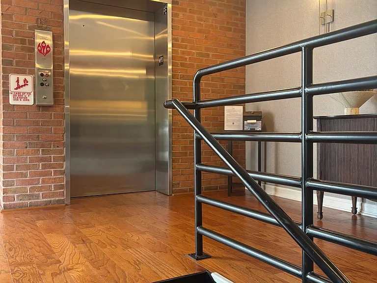 Main Entrance/Elevator