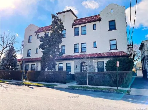 107 Hillside Pl APT 3D, Eastchester, NY 10709