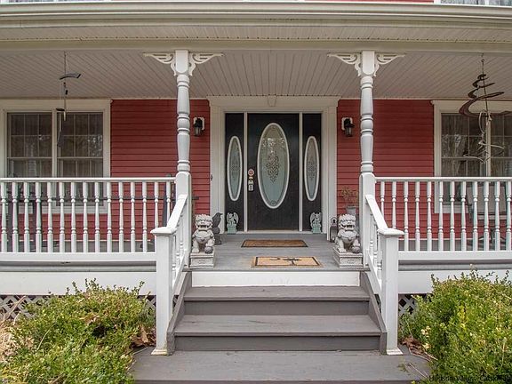 2nd image of 87 Mary Ann Ave