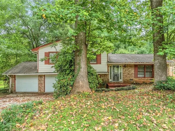 3960 Wedgefield Cir, Decatur, GA 30035