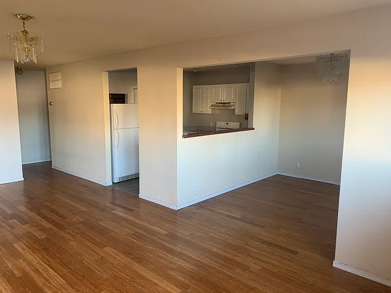 309 2nd Ave S #A — Photo 6