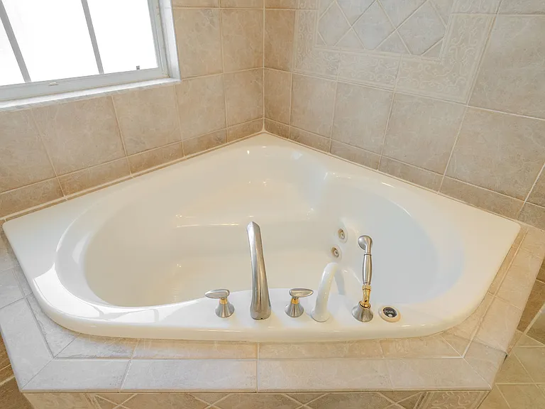 482 Hermosita Dr — Photo 94