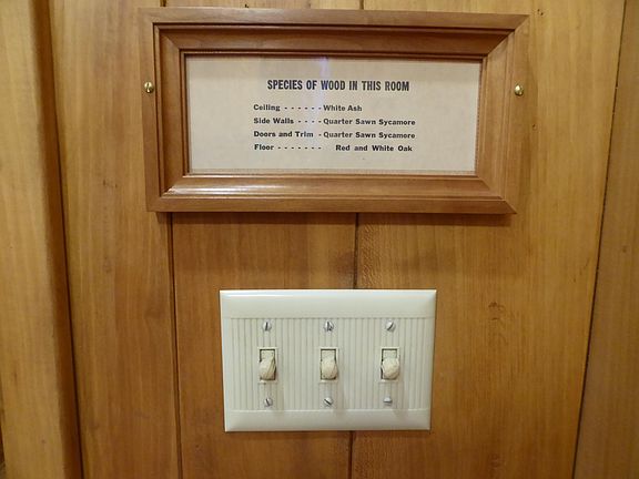 Master bedroom - note rotary switches